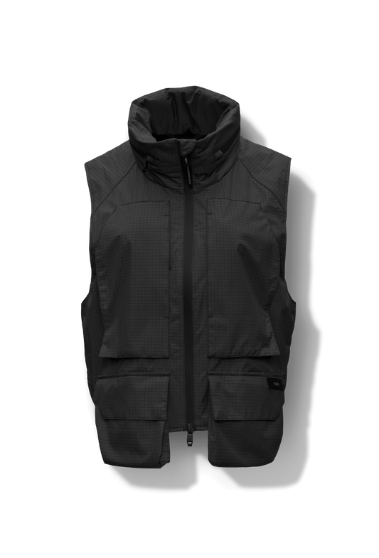 Zephyr in Black + Black