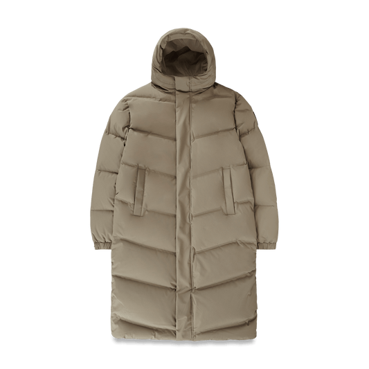 Granger long jacket in Bungee Cord stretch ripstop fabric with DWR coating, insulated with Canadian white duck down and Primaloft. Features a two-way zipper, magnetic closure, and adjustable cuffs for warmth and weather protection. + Bungee Cord